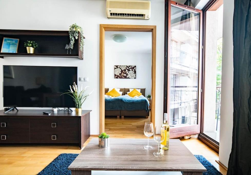 Free Parking! Soho Budapest 304, 4 Ppl, Ac, Fast Wifi, Smart Tv Екстериор снимка