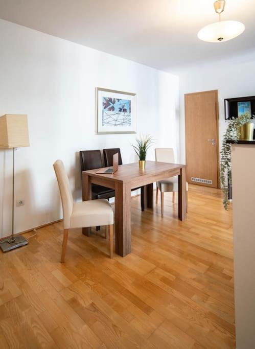 Free Parking! Soho Budapest 304, 4 Ppl, Ac, Fast Wifi, Smart Tv Екстериор снимка