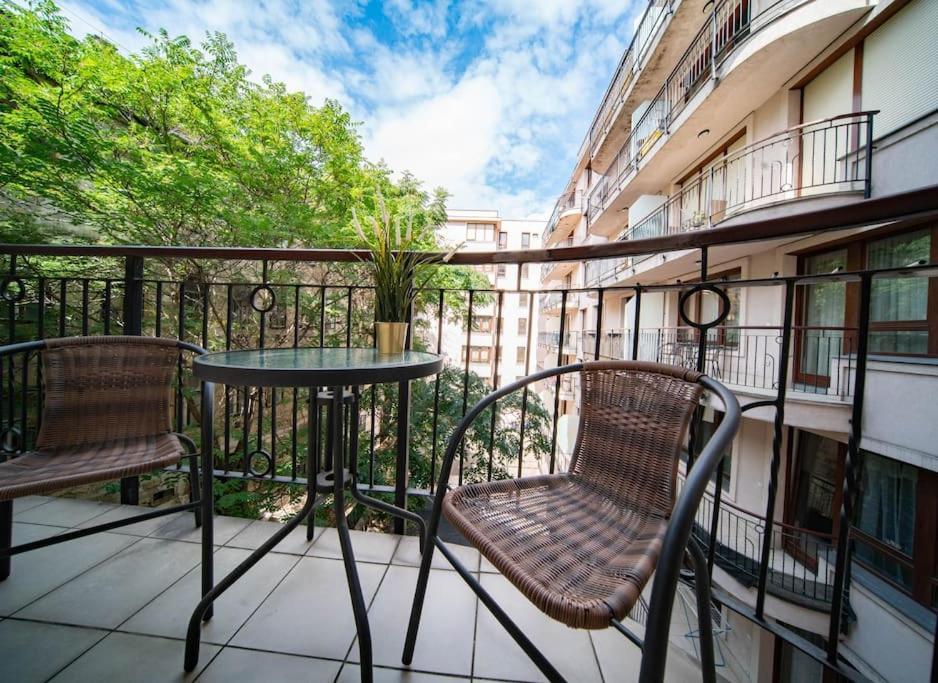 Free Parking! Soho Budapest 304, 4 Ppl, Ac, Fast Wifi, Smart Tv Екстериор снимка